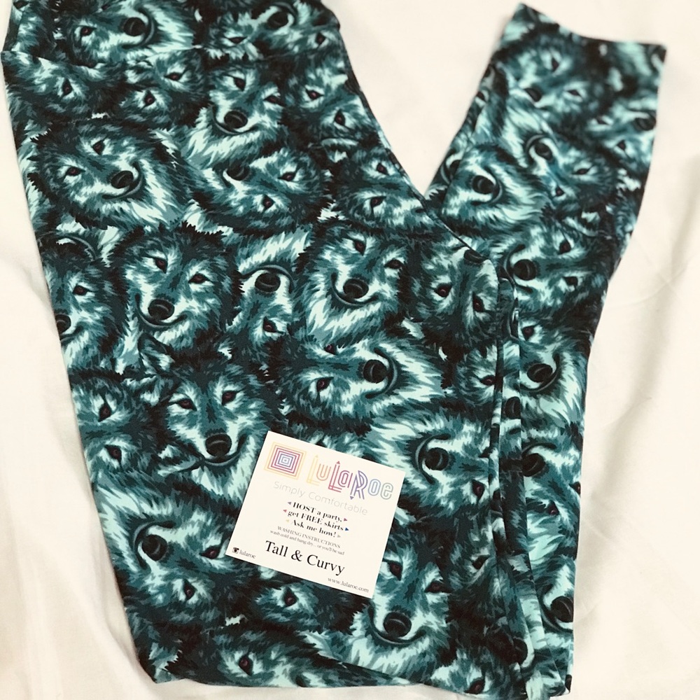 NWT LulaRoe Green Wolves Leggings TC